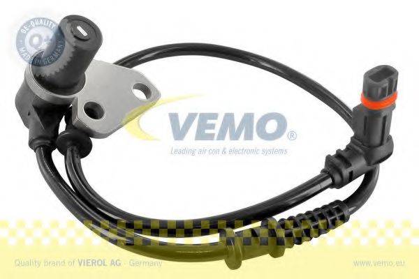 VEMO V30720137 Датчик, частота обертання колеса